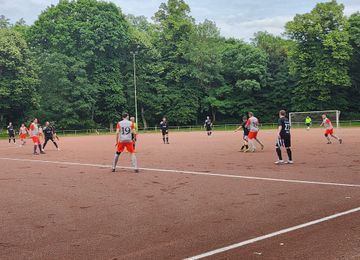 Niederlage im Derby