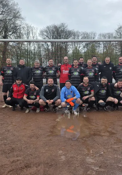 Tai Wazee : Wacker Gladbeck